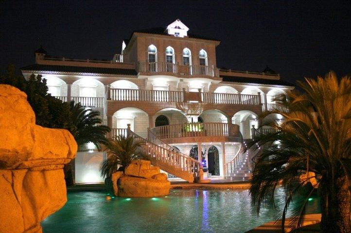 ¡¡Exclusiva mansion en Vista Hermosa!! photo 0