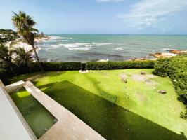 Villa de lujo en primera línea de playa de les Rotes, Denia photo 0