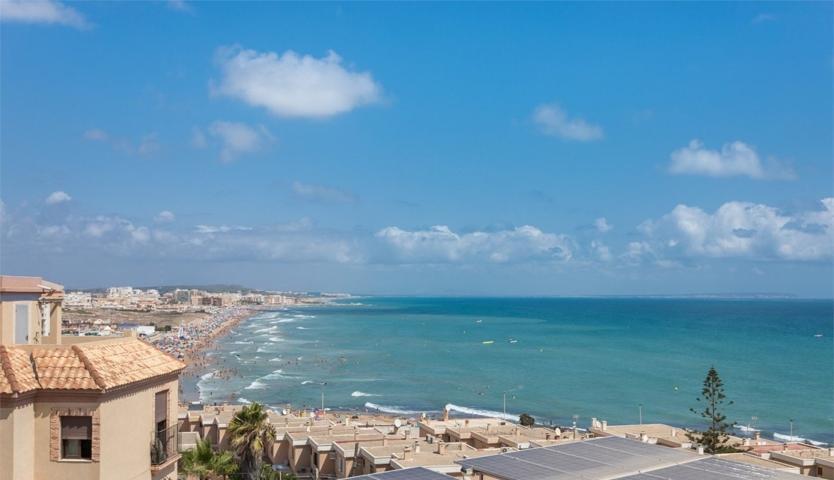 Casa En venta en Cabo Cervera, Torrevieja photo 0
