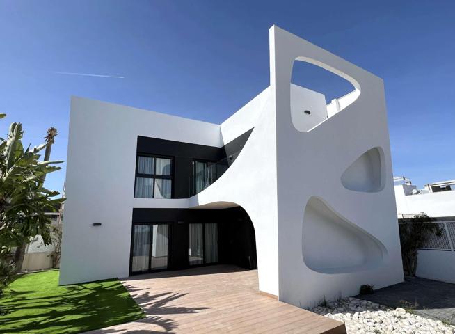 Exclusivas Villas de Obra Nueva en Ciudad Quesada – Diseño, Confort y Ubicación Privilegiada photo 0