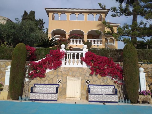 Espectacular chalet con vistas panorámicas y piscina propia en La Huerta (Mutxamel) photo 0