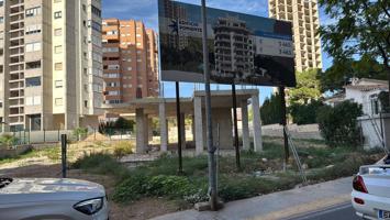 Terreno para construir con proyecto en Benidorm photo 0