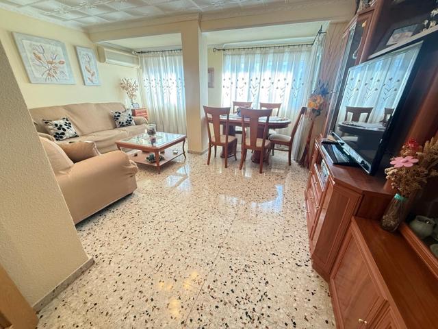 Acogedor Piso en Nuevo San Blas, Alicante - ¡Tu nuevo hogar te espera! photo 0
