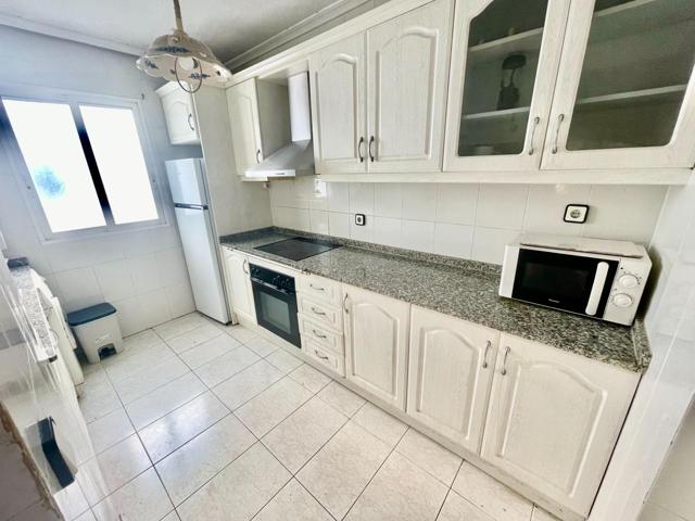 Piso en venta en Ciudad Elegida, Alicante, por solo 110.000€ photo 0