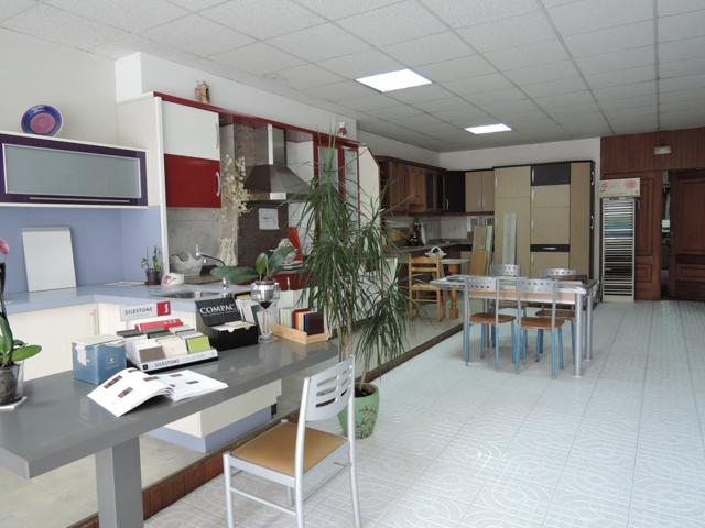 LOCAL COMERCIAL EN LA ZONA DEL PUENTE photo 0