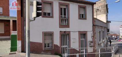 CASA CON TERRENO EN EL CASCO URBANO DE OURENSE. photo 0