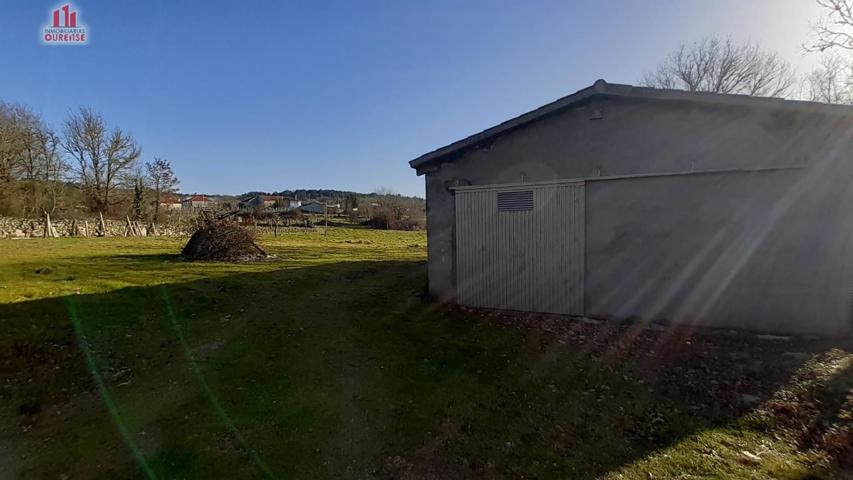 PARCELA URBANIZABLE CON NAVE CERCA DE LA URBANIZACIÓN DE SANTA MARTA (PEREIRO DE AGUIAR) photo 0