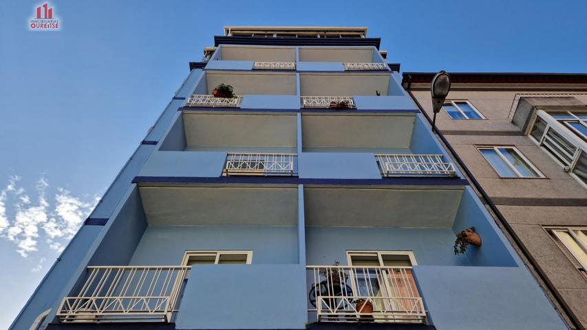 EDIFICIO EN LA ZONA DE LA CARBALLEIRA photo 0