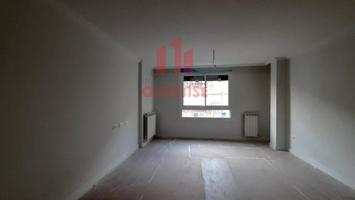 VIVIENDA A ESTRENAR EN PLENO CENTRO DE OURENSE photo 0