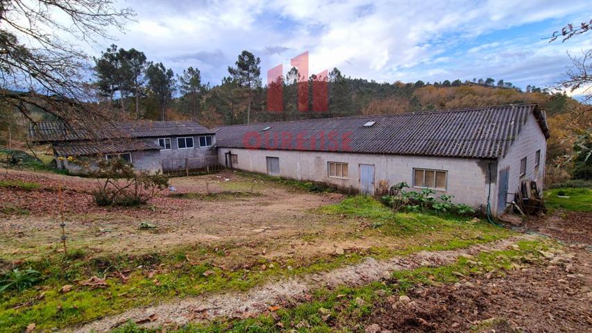 VENTA DE NAVES EN PARADA DE AMOERIO (AMOEIRO - OURENSE) photo 0