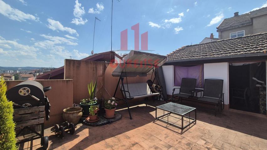 PISO PARA REFORMAR EN LA ZONA DEL COUTO CON TRASTERO Y TERRAZA photo 0
