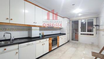 AMPLIO PISO DE CUATRO DORMITORIOS EN EL CENTRO DEL COUTO, AL LADO DE LA IGLESIA DE FÁTIMA. photo 0