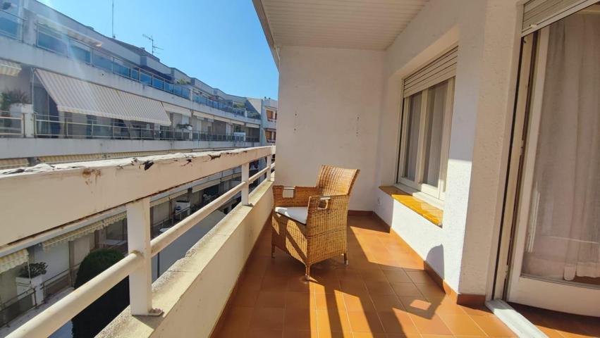 Apartamento con balcón, a pie de playa en Tossa de Mar photo 0