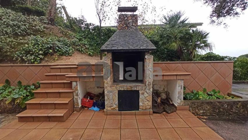 Chalet en Vidreres, urb.Aiguaviva Parc photo 0