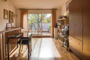 Casa En venta en Sant Andreu, Barcelona photo 0