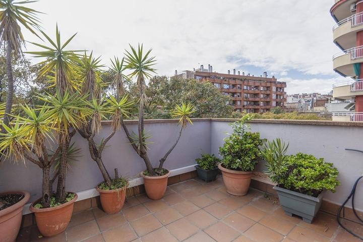 Casa En venta en Sant Andreu, Barcelona photo 0