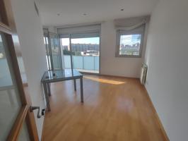 Piso En venta en Provençals Del Poblenou, Barcelona photo 0