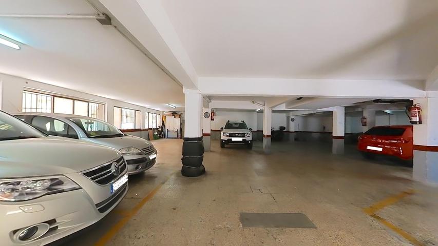 Local Comercial hoy destinado a: Almacén, Estacionamiento y Aparcamiento. photo 0