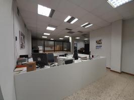 Local comercial céntrico!! photo 0