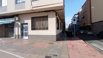 Local Comercial en Planta baja en esquina photo 0