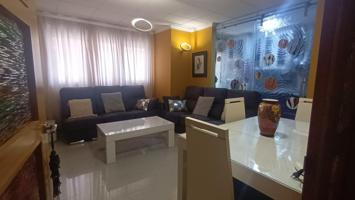 Primera planta reformada para vivir con todas las comodidades! photo 0