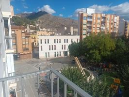 🏡 Amplio y luminoso piso con vistas a la Plaza del Rollo – Ideal para invertir o vivir photo 0