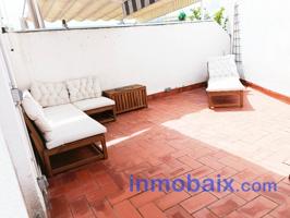 PISO CON TERRAZA Y PARKING SAN BOI photo 0