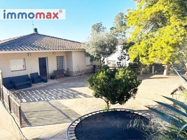 GRAN CASA CON PISCINA A 20 MINUTOS DE BARCELONA photo 0