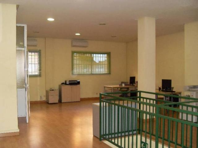 LOCAL EN VENTA O ALQUILER ZONA LAS VEGAS photo 0
