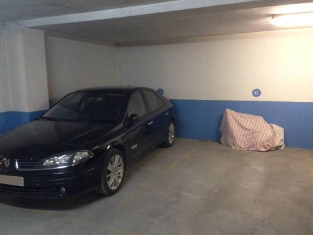 Plaza de garaje doble en venta en Calle Sancho IV de Zamora photo 0