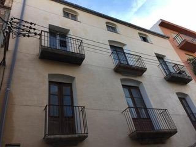OPORTUNIDAD INVERSORES, GRAN CASA CON MUCHAS POSIBILIDADES A  REFORMAR EN MORA D´EBRE photo 0