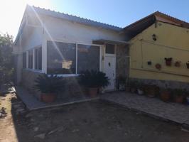 OPORTUNIDAD GRAN CASA DE CAMPO EN FLIX CON INMEJORABLES ACABADOS Y PISCINA CUBIERTA photo 0