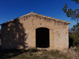 OCASION FINCA RUSTICA EN GINESTAR DE 2,8 HAS. CON MASIA Y POSIBILIDAD DE RIEGO photo 0