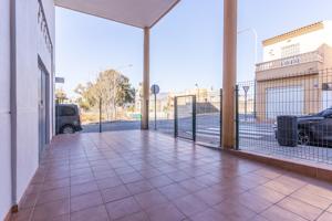 ALQUILER 1er AÑO 900€ - HUÉRCAL ALMERIA - LOCAL COMERCIAL EN ESQUINA 3 CALLES - 140 M2 - 5,65M ALTURA - CAPACIDAD DOBLAR photo 0