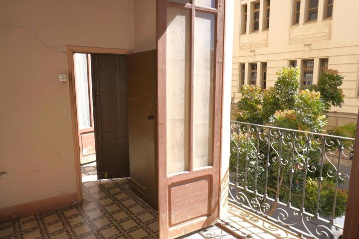 CENTRO ALMERIA: 4 HABITACIONES + 1 BAÑO + PATIO + COCINA INDEPENDIENTE photo 0