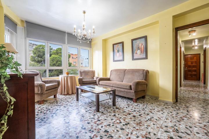 CASA INDEPENDIENTE EN HUÉRCAL DE ALMERÍA: 5 HABITACIONES + 3 BAÑOS + 2 TERRAZAS + LOCAL + GARAJE + SOLARIUM photo 0