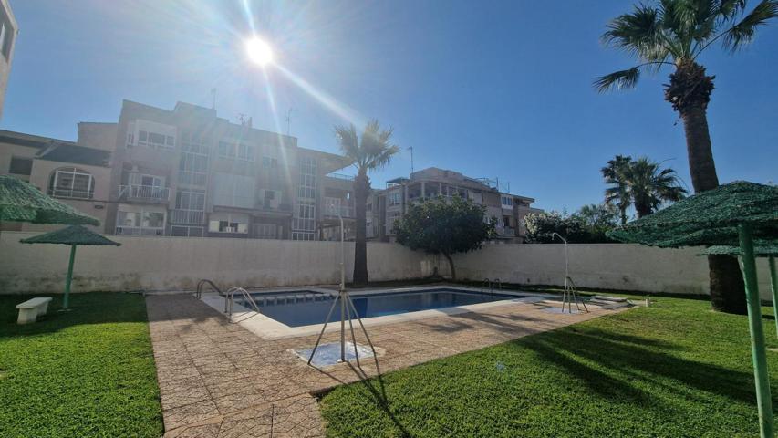 TORREVIEJA CASCO URBANO DUPLEX 2 HABS PISCINA COMUNITARIA 113.900 EUROS... photo 0