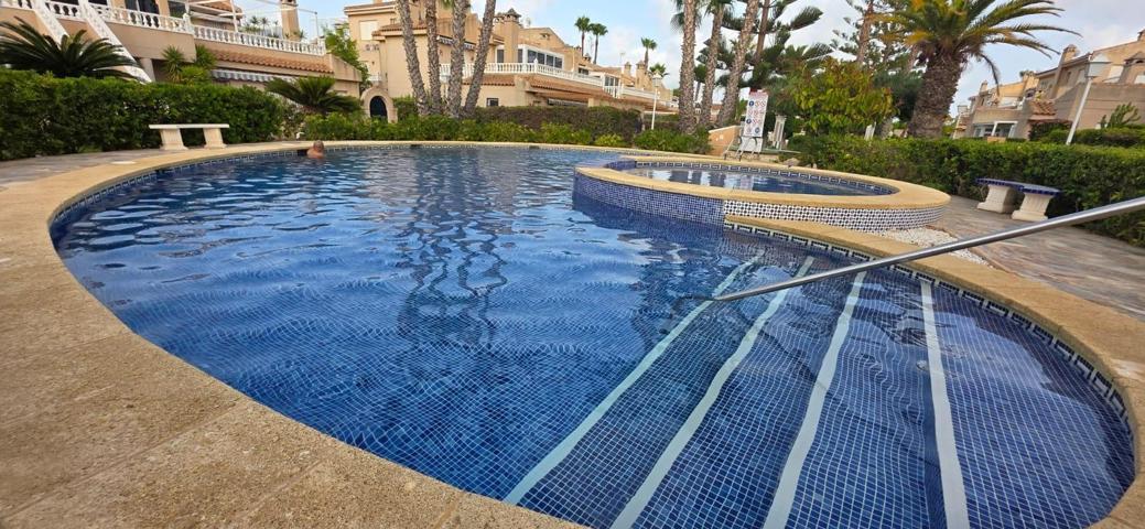 ORIHUELA-COSTA MIRAFLORES, 2 HABS, 1 BAÑO RESIDENCIAL CON PISCINA ORIENTACION SUR GRAN ESTADO 199.900.... photo 0