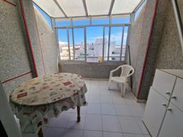 ATICO SOLEADO, ZONA HABANERAS 1 HAB 129.900€ photo 0