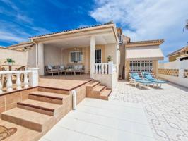TORREVIEJA LOS FRUTALES 2 HABS AMPLIO JARDIN SOLARIUM.PRIVADO 210.000 EUROS photo 0