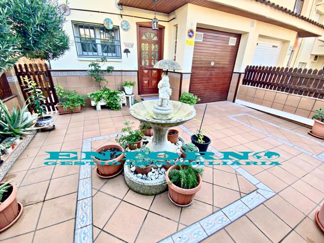 ¡¡ CASA EN EL CENTRO DE POLINYÀ, IDEAL PARA FAMILIAS !! photo 0