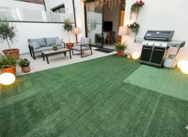 CASA DE NUEVA CONSTRUCCIÓN EN EL CENTRO DEL PUEBLO CON AMPLIA TERRAZA Y GARAJE PRIVADO. photo 0