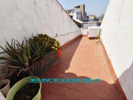Piso ideal parejas o singles en excelente zona del pueblo. photo 0
