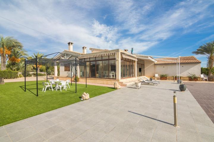 Chalet independiente de lujo en suelo urbanizable photo 0