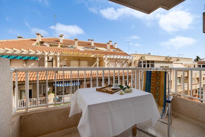 Apartamento de 1 dormitorio en zona Habaneras, Torrevieja photo 0