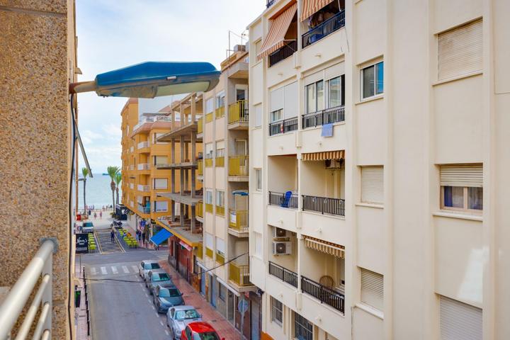 SE VENDE BONITO Y LUMINOSO APARTAMENTO !!!!!! PASEO MARITIMO!!! INMEJORABLE SITUACION!!! photo 0