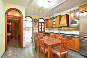 VIVIENDA EN ALQUILER-VECINDARIO photo 0