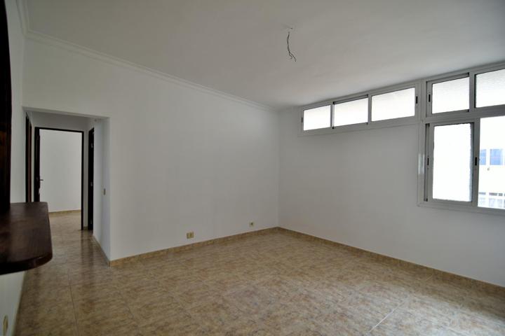 PISO EN LAS PALMAS photo 0