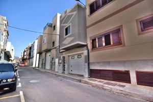 Casa Terrera en Balos: Dos Hogares en Uno, ¡Con Infinidad de Posibilidades! photo 0