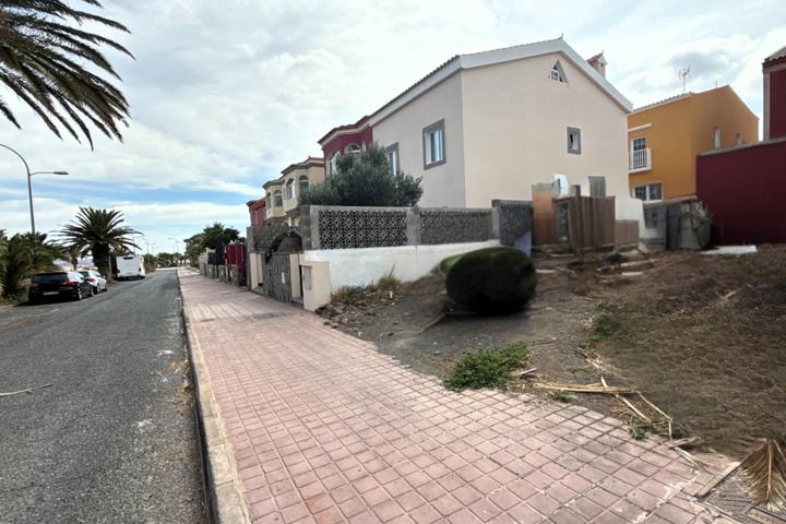 SOLAR EN LA BLANCA-SARDINA photo 0